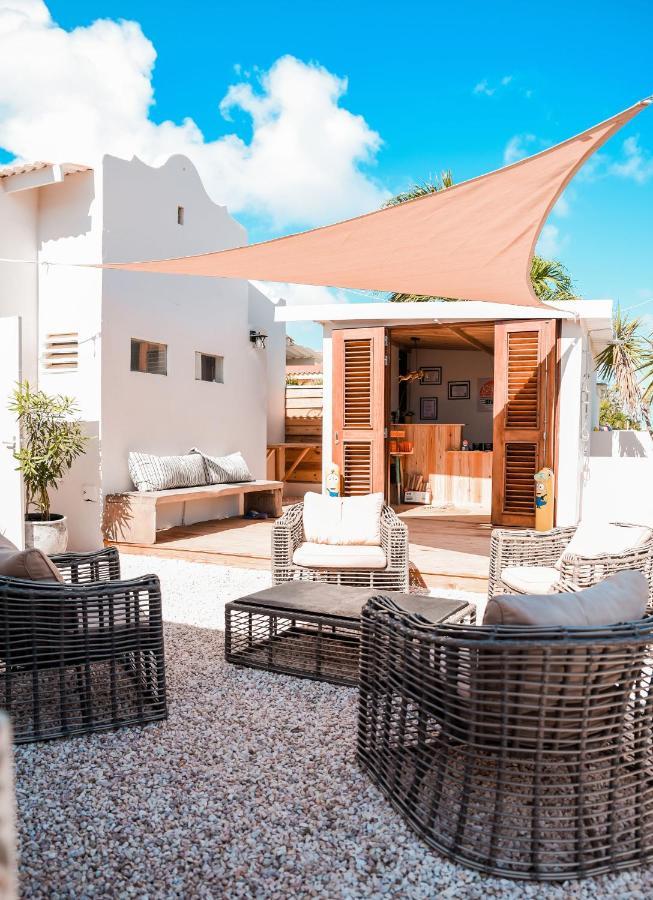 ホテル The Hut Bonaire クラレンダイク エクステリア 写真