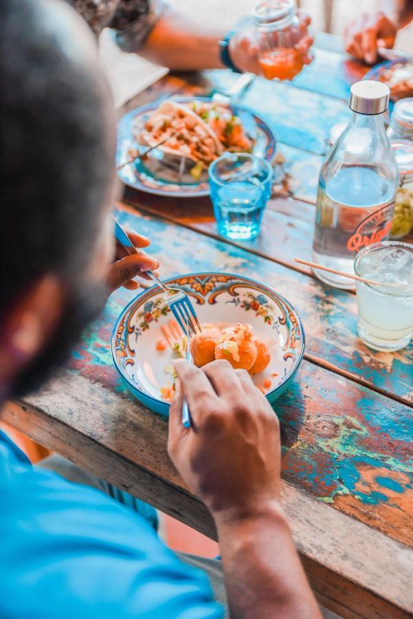 ホテル The Hut Bonaire クラレンダイク エクステリア 写真