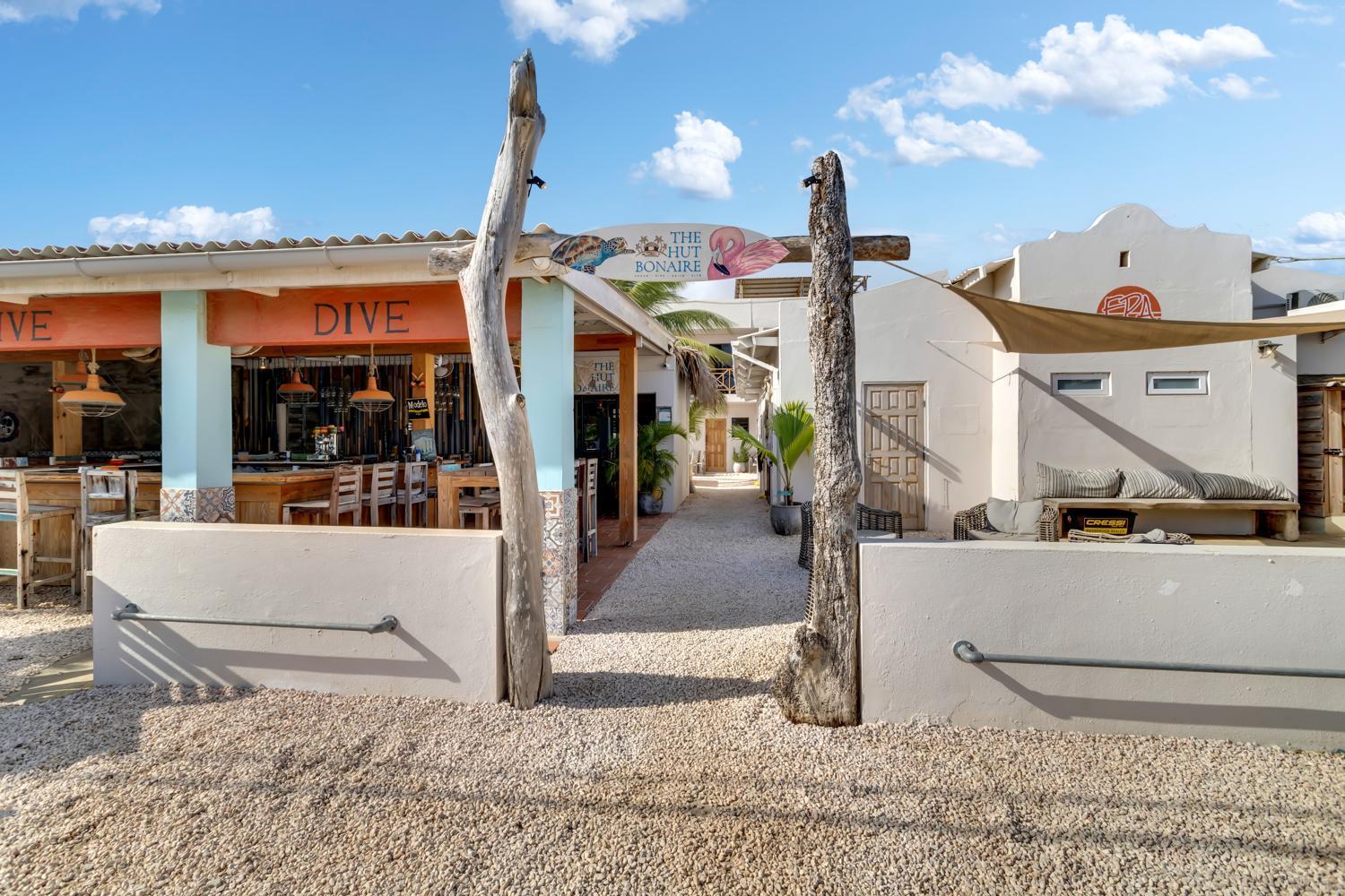 ホテル The Hut Bonaire クラレンダイク エクステリア 写真
